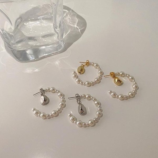 hoop & huggie 2021 elegant pearls earrings for women girls wedding jewelry korean fashion delicate gold plated circle, Golden;silver
hoop & huggie 2021 elegant pearls earrings for women girls wedding jewelry korean fashion delicate gold plated circle, Golden;silver