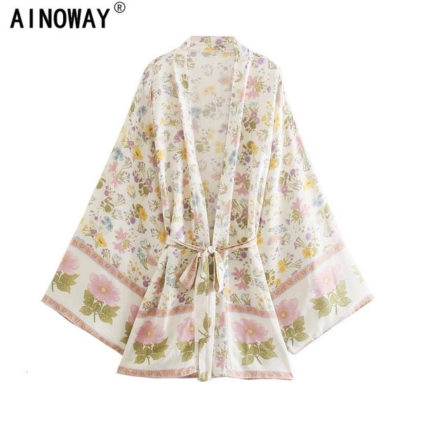 boho vintage floral print sashes kimono women bohemian v neck batwing sleeves rayon happie short beach bikini robe cover-up, White;black
boho vintage floral print sashes kimono women bohemian v neck batwing sleeves rayon happie short beach bikini robe cover-up, White;black