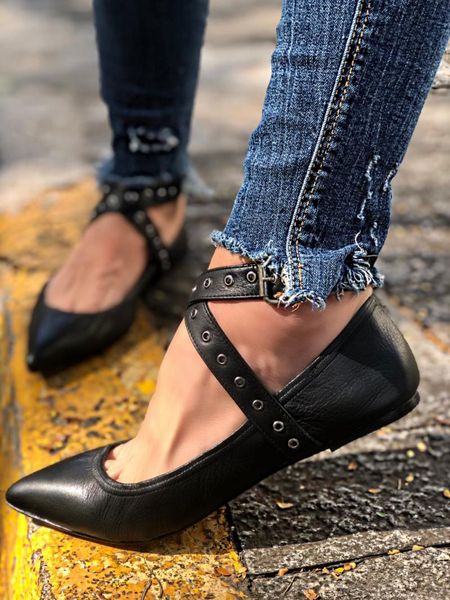 womens handmade casual shoes summer new fashion buckle strap rubber bottom footwear for women point toe solid color female shoe, Black
womens handmade casual shoes summer new fashion buckle strap rubber bottom footwear for women point toe solid color female shoe, Black