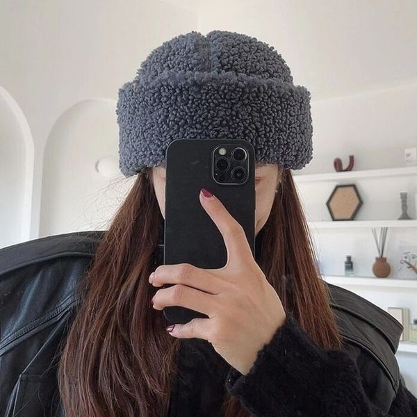 hat female autumn and winter designer versatile cashmere landlord leisure fashion warm bucket melon skin, Blue;gray
hat female autumn and winter designer versatile cashmere landlord leisure fashion warm bucket melon skin, Blue;gray