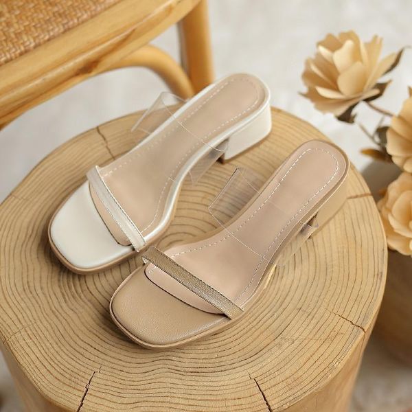 slippers square heel casual shoes med slipers women low slides block luxury 2021 summer pu rubber rome patent leather fabric hoo, Black
slippers square heel casual shoes med slipers women low slides block luxury 2021 summer pu rubber rome patent leather fabric hoo, Black