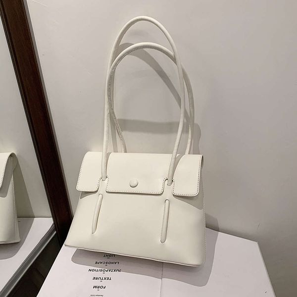 feini beishi summer big bag women's large capacity 2021 fashion one shoulder satchel portable bag fashion
feini beishi summer big bag women's large capacity 2021 fashion one shoulder satchel portable bag fashion