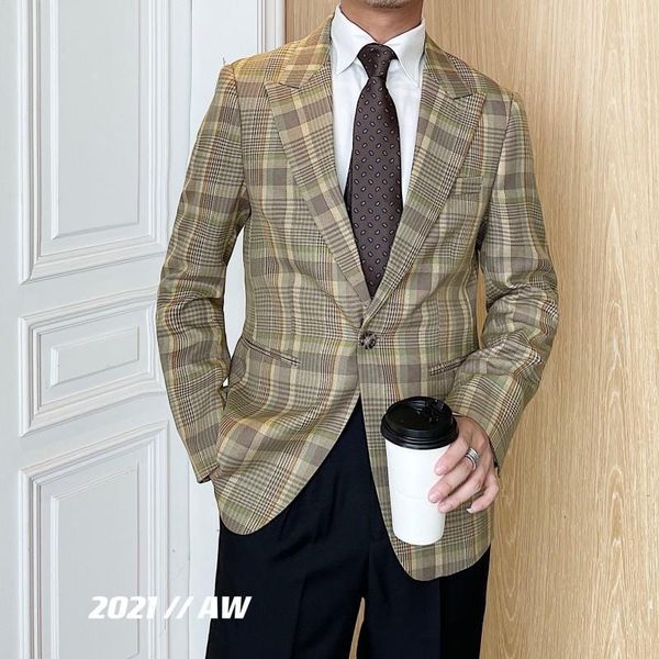 men's suits & blazers 2021 classic plaid for men single buttonwedding business blazer masculino retro slim social casual dress coat str, White;black
men's suits & blazers 2021 classic plaid for men single buttonwedding business blazer masculino retro slim social casual dress coat str, White;black