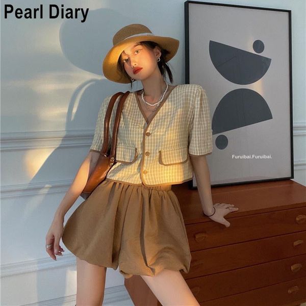 women's tracksuits casual shorts sets summer retro short sleeve plaid crop and pants suits two piece set women fashion 2 pieces ensembl, Gray
women's tracksuits casual shorts sets summer retro short sleeve plaid crop and pants suits two piece set women fashion 2 pieces ensembl, Gray