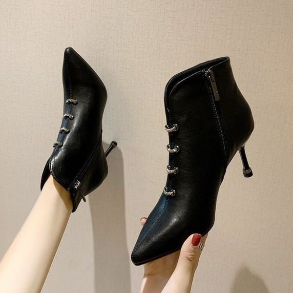 2022 winter spring sparkly sock boots low high heel ankle boots luxury women desiger short boots plus size party shoes, Black
2022 winter spring sparkly sock boots low high heel ankle boots luxury women desiger short boots plus size party shoes, Black