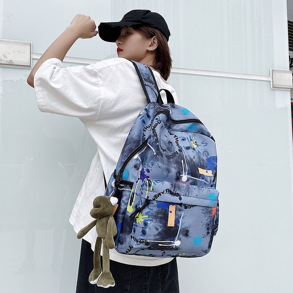 student schoolbag korean version large capacity fashion trend personality graffiti backpack junior high school students
student schoolbag korean version large capacity fashion trend personality graffiti backpack junior high school students