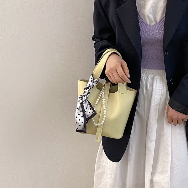 women fashion style bucket bags small handbag female 2021 trendy silk scarf ribbons portable buckets bag shoulder messenger tote
women fashion style bucket bags small handbag female 2021 trendy silk scarf ribbons portable buckets bag shoulder messenger tote