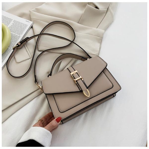 evening bags luxury lady's messenger bag leather single shoulder pillow diary designer retro dinner black
evening bags luxury lady's messenger bag leather single shoulder pillow diary designer retro dinner black