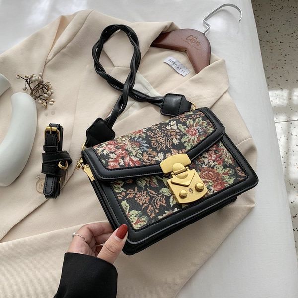 fashion lock design flower printing women shoulder bag pu leature crossbody bag girls leisure flap handbag
fashion lock design flower printing women shoulder bag pu leature crossbody bag girls leisure flap handbag