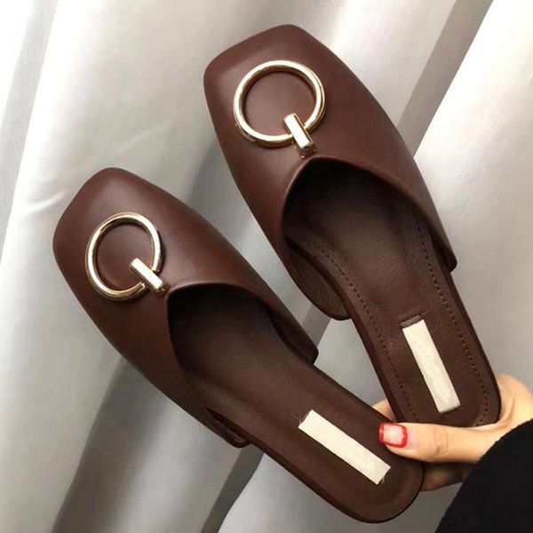 slippers baielhou 2021 elegant women mules shoes slip on round toe ladies flat slipper spring outdoor slides flip flop sandal shoe, Black
slippers baielhou 2021 elegant women mules shoes slip on round toe ladies flat slipper spring outdoor slides flip flop sandal shoe, Black