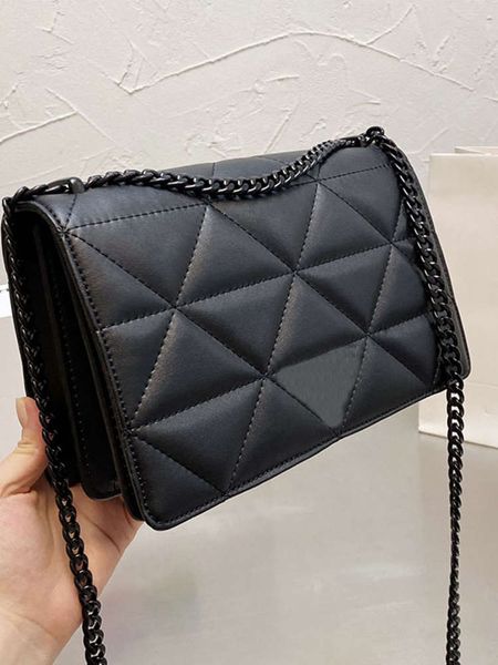 luxury plaid shopping bag fashion ladies leather senior triangle bags handbag
luxury plaid shopping bag fashion ladies leather senior triangle bags handbag