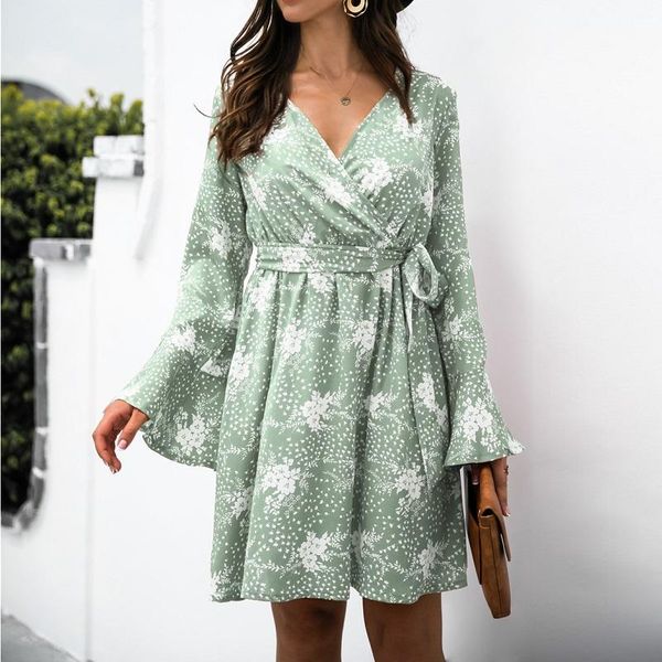 casual dresses elegant fashion women mini 2021 autumn chic full flared sleeve v-neck lace-up printed floral dress, Black;gray
casual dresses elegant fashion women mini 2021 autumn chic full flared sleeve v-neck lace-up printed floral dress, Black;gray