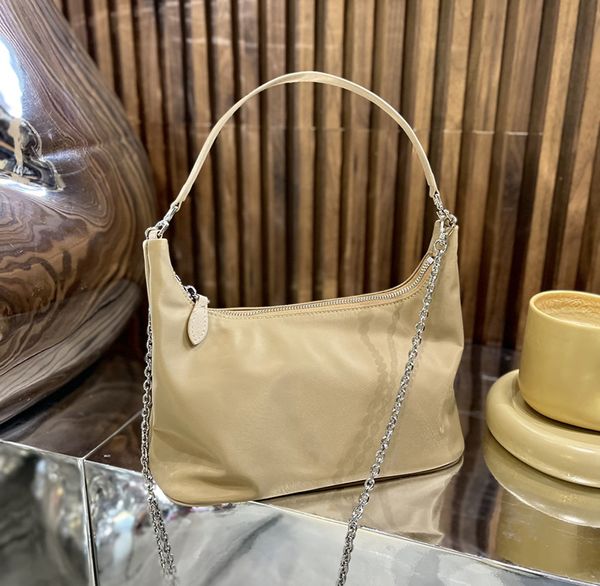 designer handbags purse handbag shoulder bags totes high-quality silver chain different colors various styles fashion brand luxurious tote b
designer handbags purse handbag shoulder bags totes high-quality silver chain different colors various styles fashion brand luxurious tote b
