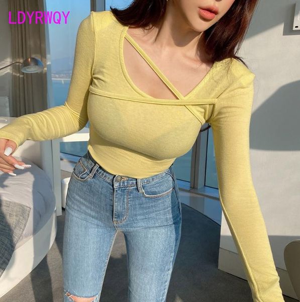 women's t-shirt ldyrwqy south korea's tie - up front cross slim body with shoulder pads long sleeves bottom shirt, White
women's t-shirt ldyrwqy south korea's tie - up front cross slim body with shoulder pads long sleeves bottom shirt, White