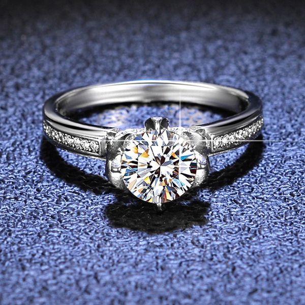 platinum excellent cut diamond test passed d color high clarity rose blossom wedding ring for female, Golden;silver
platinum excellent cut diamond test passed d color high clarity rose blossom wedding ring for female, Golden;silver