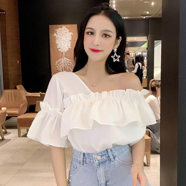 women's blouses & shirts lace summer female chic blouse 2021 hollow princess white short sleeve v-neck design loose woman clothes
women's blouses & shirts lace summer female chic blouse 2021 hollow princess white short sleeve v-neck design loose woman clothes