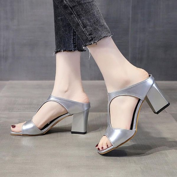 slippers 2021 summer open toe fashion simple women's chunky heel peep sandals high heels foreign trade a628, Black
slippers 2021 summer open toe fashion simple women's chunky heel peep sandals high heels foreign trade a628, Black
