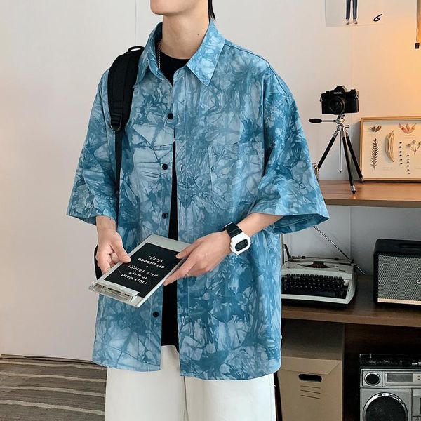 men's casual shirts tie dyed ice silk 5-sleeve shirt 2021 spring summer ins design couple minority half sleeve drape camisa masculina, White;black 
men's casual shirts tie dyed ice silk 5-sleeve shirt 2021 spring summer ins design couple minority half sleeve drape camisa masculina, White;black