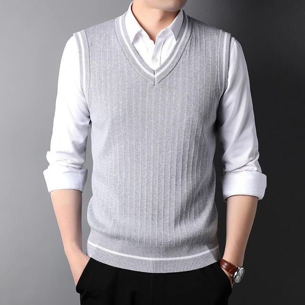 men's vests autum fashion slim fit knit v neck sweater vest men trendy winter woolen sleeveless casual clothes quality, Black;white
men's vests autum fashion slim fit knit v neck sweater vest men trendy winter woolen sleeveless casual clothes quality, Black;white