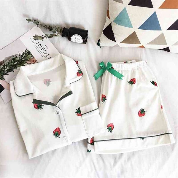 summer women pajamas suit strawberry printing short sleeve turn-down collar elastic waist shorts girls home lovely two piece set 210330, Black;red
summer women pajamas suit strawberry printing short sleeve turn-down collar elastic waist shorts girls home lovely two piece set 210330, Black;red