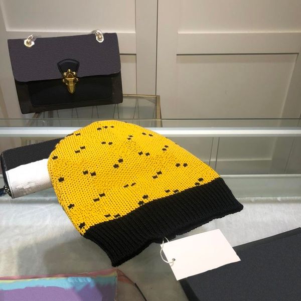 classic letter design knitted beanie caps 5 color for men's women's autumn winter warm thick wool embroidery cold hat couple fashi, Blue;gray
classic letter design knitted beanie caps 5 color for men's women's autumn winter warm thick wool embroidery cold hat couple fashi, Blue;gray
