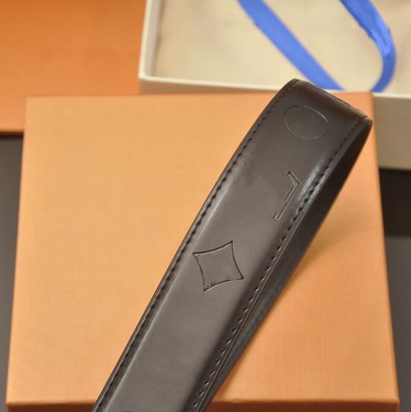 ouis uitton betls men's fashion women's round belt buckle in three colors brand the single side printing holiday gifts, Black;brown
ouis uitton betls men's fashion women's round belt buckle in three colors brand the single side printing holiday gifts, Black;brown