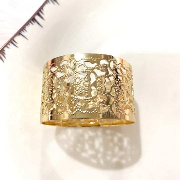 el model room chinese-style european-style meal buckle napkin ring hollow print rings
el model room chinese-style european-style meal buckle napkin ring hollow print rings