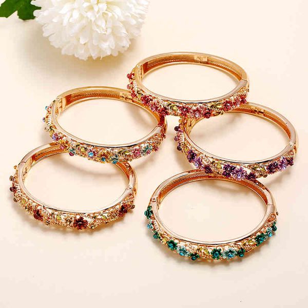 chinese style products court bracelet women's enamel painted open hollow flower accessories jewelry
chinese style products court bracelet women's enamel painted open hollow flower accessories jewelry