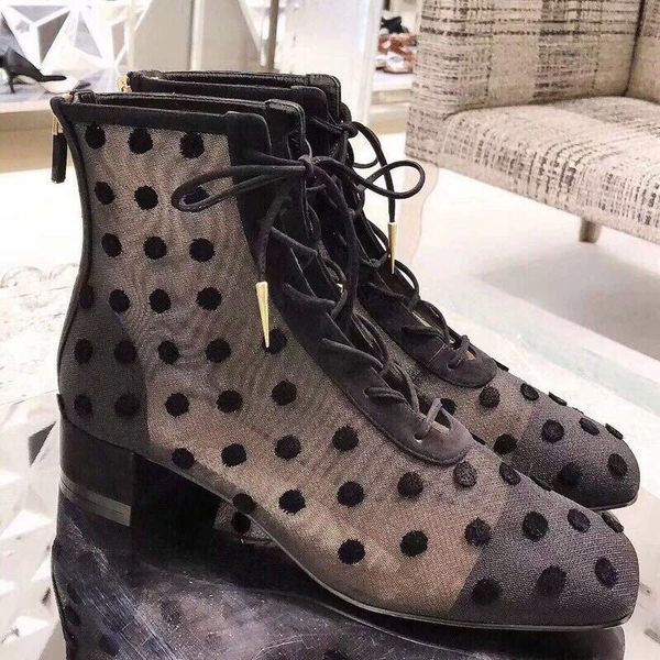boots mesh female 2021 square chunky-heel qian xi dai surest lace hollow short jane liang xue, Black
boots mesh female 2021 square chunky-heel qian xi dai surest lace hollow short jane liang xue, Black