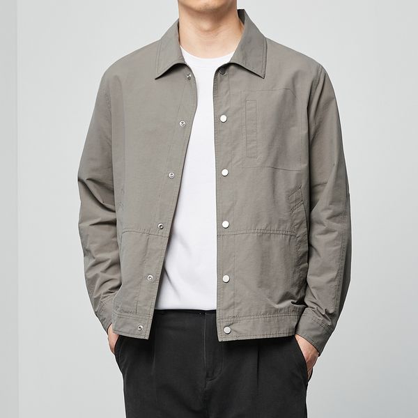 shewo clothing 2021 autumn lapel single breasted et loose bulletproof men's coat 80053, Black;brown
shewo clothing 2021 autumn lapel single breasted et loose bulletproof men's coat 80053, Black;brown