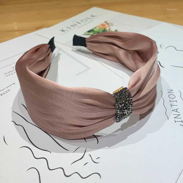 solid color cloth rhinestone hairband headband knotted turban side wide bezel hair hoop bands for women accessories1
solid color cloth rhinestone hairband headband knotted turban side wide bezel hair hoop bands for women accessories1