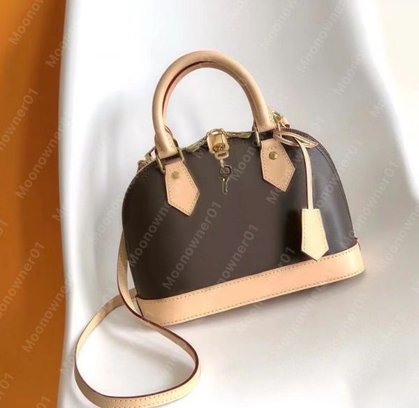 moonowner01 wholesale luxury designer bags bb shell bag handbag messenger shoulder bag women fashion satchel leather presbyopic package dick
moonowner01 wholesale luxury designer bags bb shell bag handbag messenger shoulder bag women fashion satchel leather presbyopic package dick