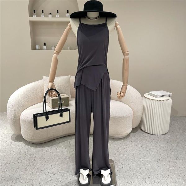 women's two piece pants niche design clothing summer 2021 light breathable simple sling vest + high waist straight set, White
women's two piece pants niche design clothing summer 2021 light breathable simple sling vest + high waist straight set, White