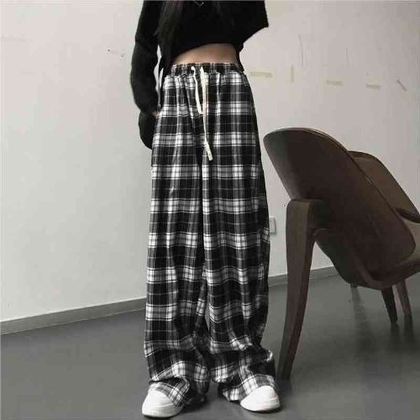 harajuku oversize plaid korean fashion womens capri black white checked trousers for female fall wide leg sweatpants
harajuku oversize plaid korean fashion womens capri black white checked trousers for female fall wide leg sweatpants