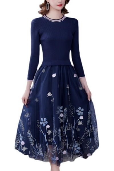 casual dresses knitted stitching embroidery mesh dress female 2021 autumn and winter design fashion elegant round neck fake two piece l30, Black;gray
casual dresses knitted stitching embroidery mesh dress female 2021 autumn and winter design fashion elegant round neck fake two piece l30, Black;gray