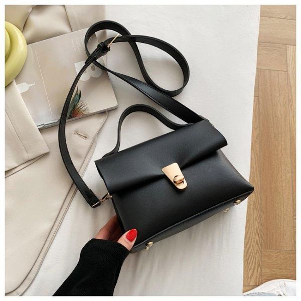 fashion bags for women trendy shoulder handbags bread design small pu leather crossbody solid color totes cross body
fashion bags for women trendy shoulder handbags bread design small pu leather crossbody solid color totes cross body
