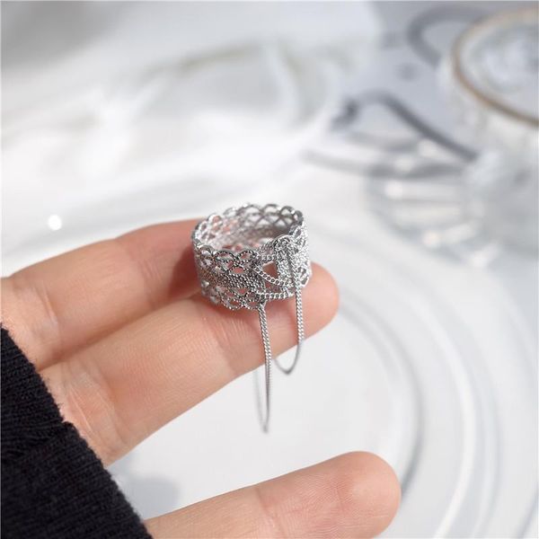 cluster rings original hollow design, adjustable opening chain link, trendy fashion personality exquisite ladies silver jewelry, Golden;silver
cluster rings original hollow design, adjustable opening chain link, trendy fashion personality exquisite ladies silver jewelry, Golden;silver