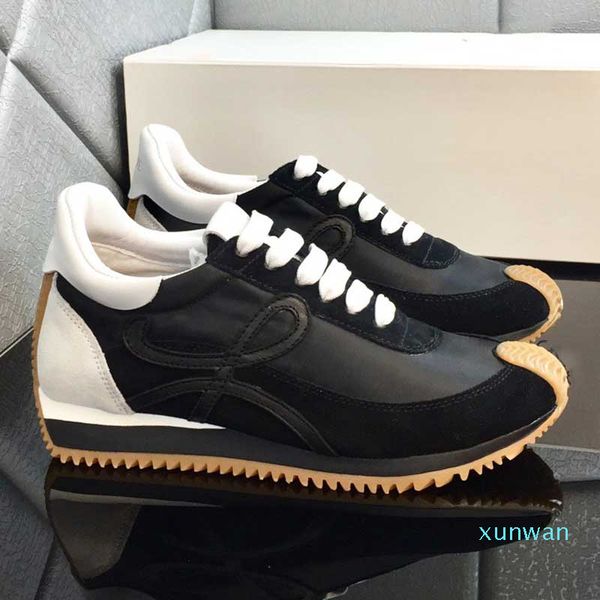 2021 classic design casual shoes soft twill + leather sports shoes comfortable non-slip sole outdoor flat shoes 35-44, Black
2021 classic design casual shoes soft twill + leather sports shoes comfortable non-slip sole outdoor flat shoes 35-44, Black