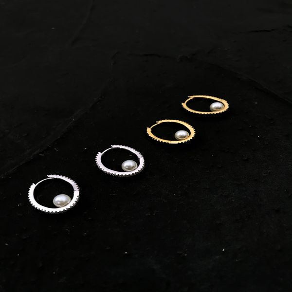 s925 sterling silver oval hoop zircon pearl european and american earrings personality fashion luxury brand monaco jewelry gift for girlfrie, Golden;silver
s925 sterling silver oval hoop zircon pearl european and american earrings personality fashion luxury brand monaco jewelry gift for girlfrie, Golden;silver