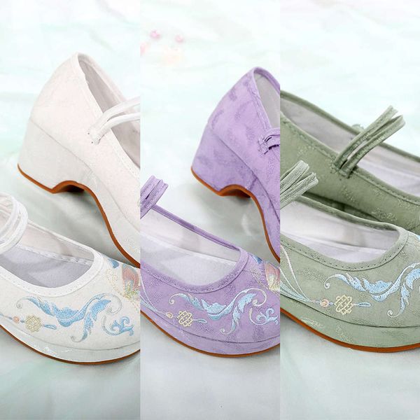 casual shoes purple butterfly hanfu shoes children's antique high heels round head embroidered women's old beijing cloth thick y12, Black
casual shoes purple butterfly hanfu shoes children's antique high heels round head embroidered women's old beijing cloth thick y12, Black