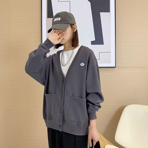luxury et's spring and autumn thin versatile 2021 loose et casual coat baseball suit student cardigan top, Black;brown
luxury et's spring and autumn thin versatile 2021 loose et casual coat baseball suit student cardigan top, Black;brown