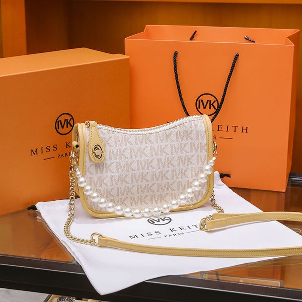 axillary package underarm bag women's summer 2021 fashion niche high-level sense versatile chain one shoulder messenger bag
axillary package underarm bag women's summer 2021 fashion niche high-level sense versatile chain one shoulder messenger bag