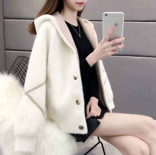 women's fur & faux women's imitation mink velvet coat autumn and winter 2021loose letter embroidery collar cardigan female hooded k, Black
women's fur & faux women's imitation mink velvet coat autumn and winter 2021loose letter embroidery collar cardigan female hooded k, Black
