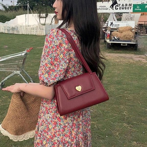 cross body pu leather women purse handbags elegant designer retro ladies small shoulder armpit bag fashion girls female heart underarm bags
cross body pu leather women purse handbags elegant designer retro ladies small shoulder armpit bag fashion girls female heart underarm bags