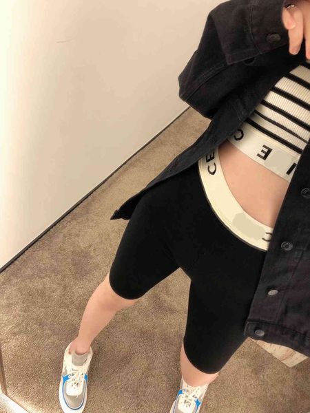 correct version of 21ce catwalk letter knitted hip lifting riding elastic 5-point bottomed yoga pants for women, White;black
correct version of 21ce catwalk letter knitted hip lifting riding elastic 5-point bottomed yoga pants for women, White;black