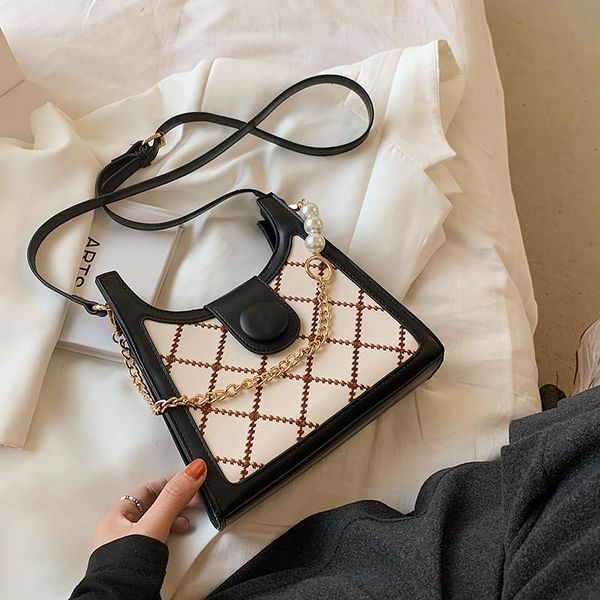 evening bags women's crossbody bag square rhomboid pattern pealr metal chain leather shoulder handbags wholesale 2021 fashion female
evening bags women's crossbody bag square rhomboid pattern pealr metal chain leather shoulder handbags wholesale 2021 fashion female