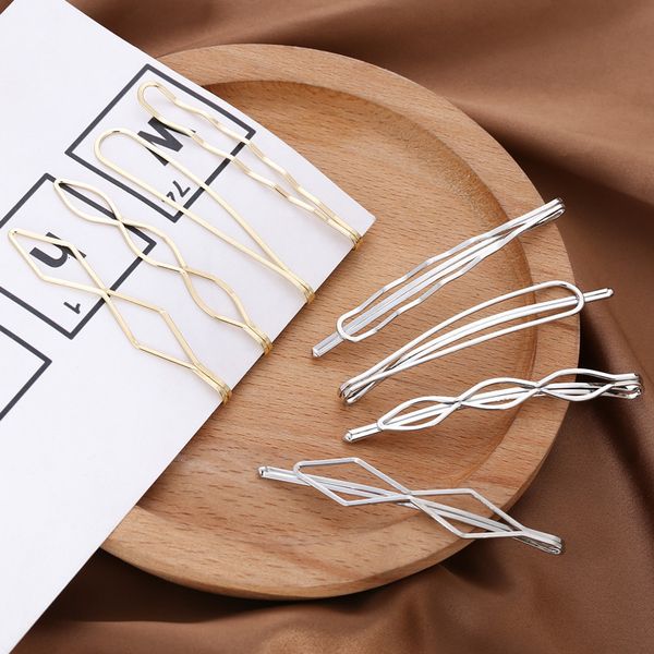 net red fashion 4-piece metal polygonal hairpin special shaped hair accessories set, Golden;silver
net red fashion 4-piece metal polygonal hairpin special shaped hair accessories set, Golden;silver