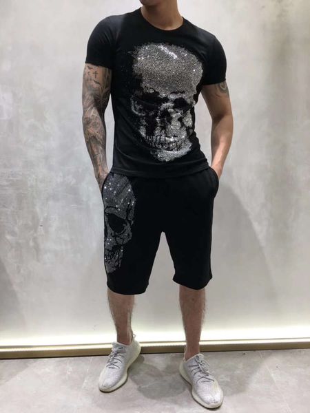 summer mens designer t shirt german rock punk fashion style diamond big skull t shirt brand clothing t-shirts hip hop tees, White;black
summer mens designer t shirt german rock punk fashion style diamond big skull t shirt brand clothing t-shirts hip hop tees, White;black