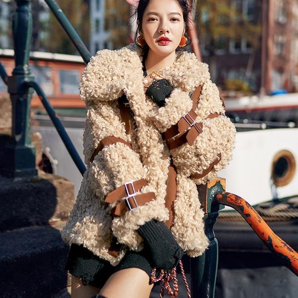women's leather & faux winter women lambswool fur overcoats luxury short casual thick warm plus size female 2021 beige lady's f, Black
women's leather & faux winter women lambswool fur overcoats luxury short casual thick warm plus size female 2021 beige lady's f, Black