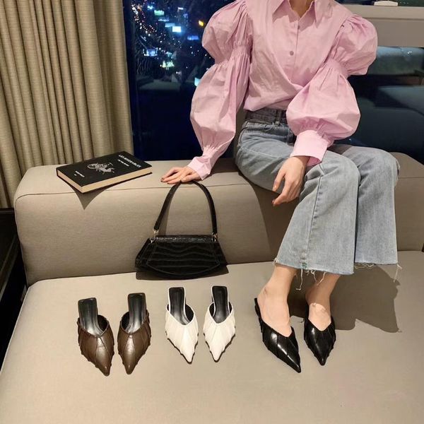 slippers 2021 spring and summer half-drag women's outer wear fashionable wild folds pointed toe low-heeled baotou, Black
slippers 2021 spring and summer half-drag women's outer wear fashionable wild folds pointed toe low-heeled baotou, Black